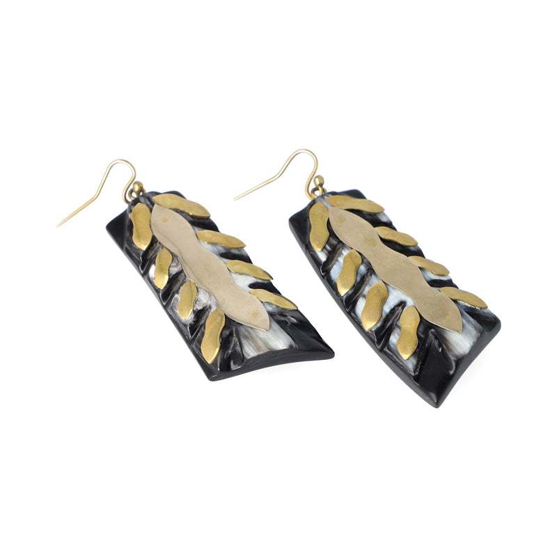 ROOTED EARRINGS