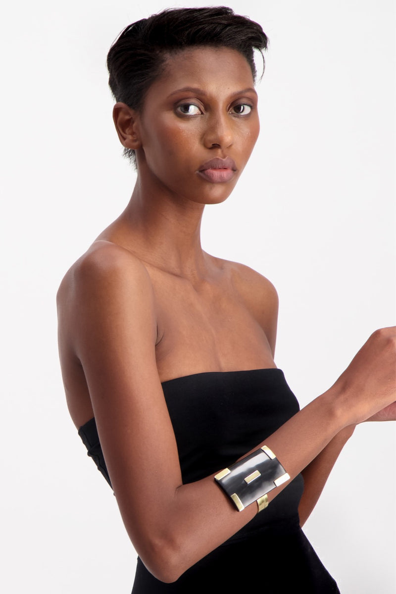SHIELD CUFF